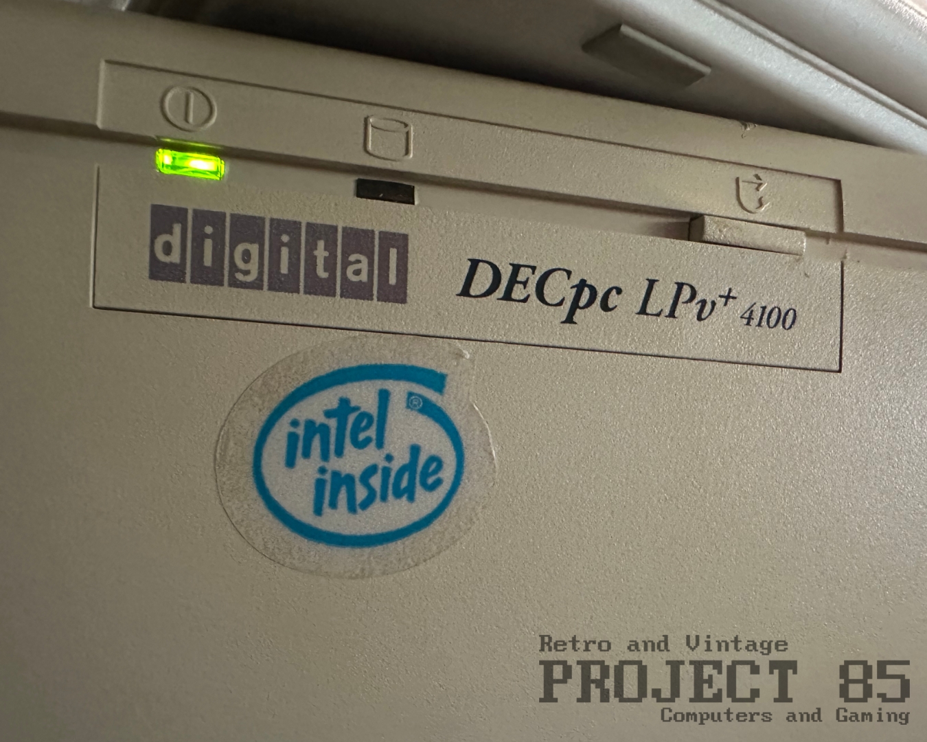 digital DECpc LPv+ 4100